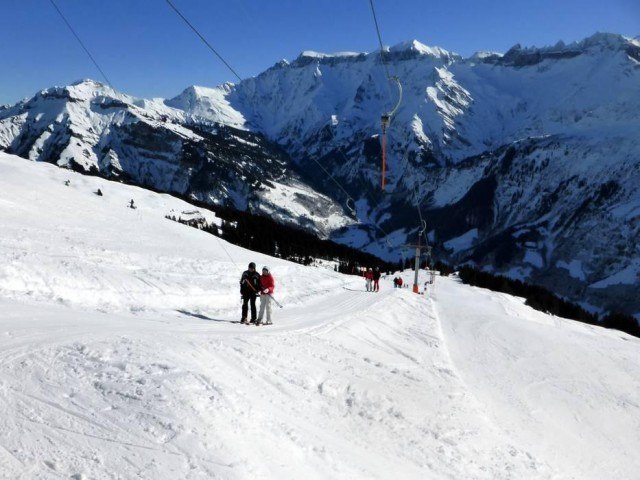 Ski-Elm im Sernftal